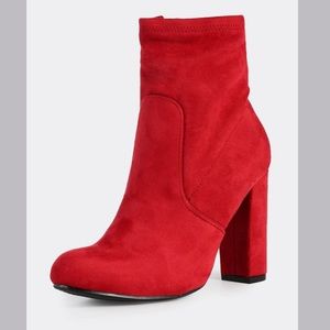 EUC Bamboo Red Living Bootie Size 8.5